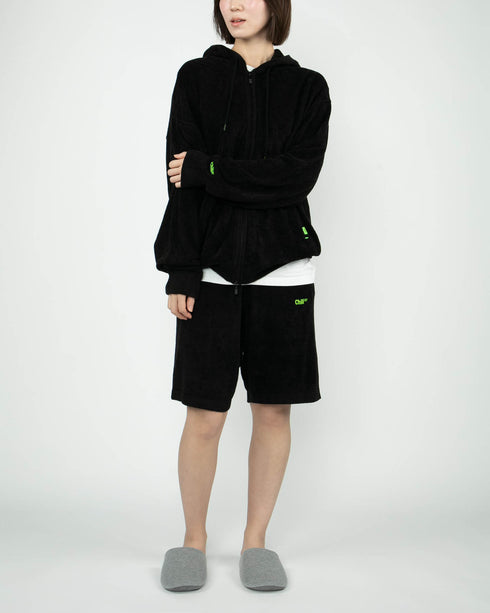 身長163cm / 細身体型 / Sサイズ